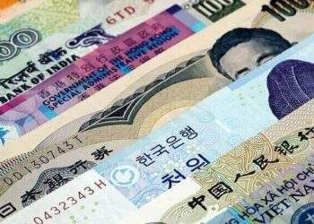 Asian bank notes: Vietnam, China, S.Korea, Japan, Hong Kong, India, and Cambodia