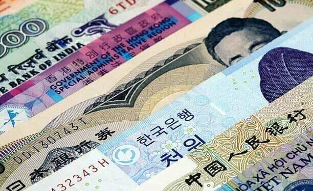 Asian bank notes: Vietnam, China, S.Korea, Japan, Hong Kong, India, and Cambodia