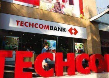 Người nhà Phó Tổng giám đốc thường trực Techcombank muốn bán bớt cổ phiếu TCB