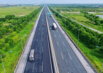 Đầu tư xây dựng tuyến đường bộ cao tốc Ninh Bình