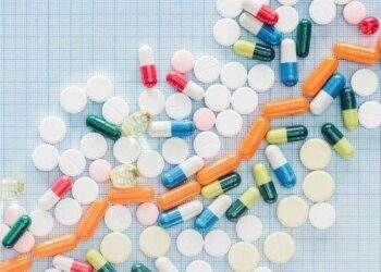 Doanh nghiệp dược phẩm sống khỏe giữa “bão” lạm phát