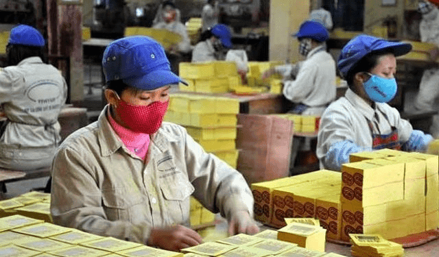 Doanh nghiệp kinh doanh vàng mã báo lãi ròng 6 tháng tăng gần 50% 