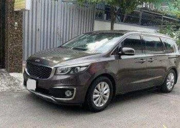 Kia Sedona máy xăng 3.3 lít đời cũ, giá 570 triệu có nên mua?