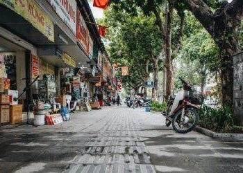 Lập đề án quản lý vỉa hè đảm bảo hài hòa với sinh kế người dân