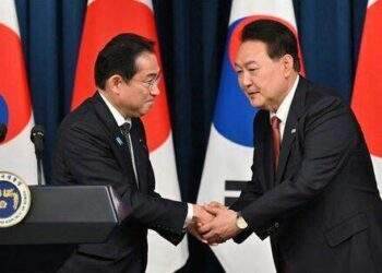 Tại Hàn Quốc, Thủ tướng Nhật Bản nói 'trái tim tôi đau nhói' vì nỗi đau thời chiến