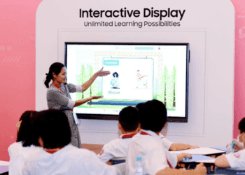 Ứng dụng công nghệ màn hình tương tác vào hỗ trợ giáo dục