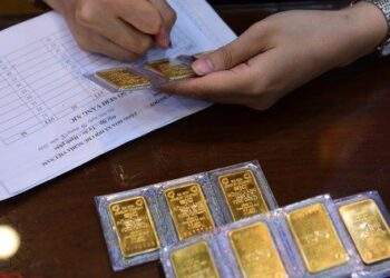 Vàng nhẫn giảm 800.000 đồng/lượng
