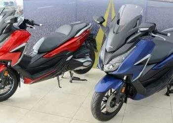 Xe tay ga Honda Forza 350 sắp phân phối chính hãng tại Việt Nam?
