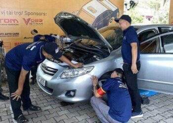 Bảo dưỡng xe với chi phí 'tùy tâm', lập quỹ từ thiện tại TP.HCM