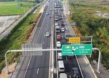 Cấp bách xóa nút “cổ chai” mang tên cao tốc TP. HCM