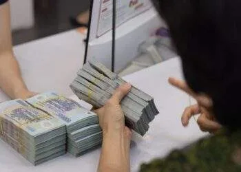 Cổ phiếu giá 400 đồng, doanh nghiệp chia cổ tức gần 3.800 đồng