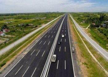 Dự án thủy điện gần 716 tỷ đồng ở Kon Tum; hợp long cầu Vĩnh Tuy 2