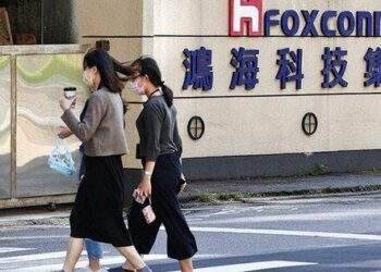 Foxconn ráo riết tuyển dụng công nhân sản xuất iPhone 15