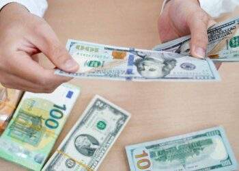Giá USD hôm nay 4.6.2023: Giảm nhẹ trong tuần