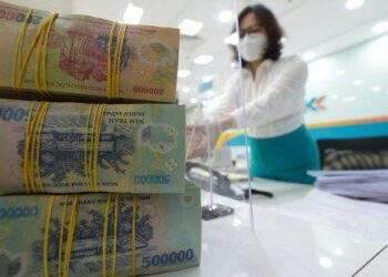 'Gồng' trả lãi vay mua nhà, ô tô