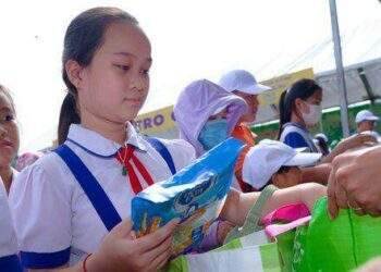 Sữa Cô gái Hà Lan hưởng ứng ngày môi trường thế giới tại Bình Dương