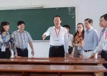 Tăng kiểm tra trước thi với tinh thần không chủ quan