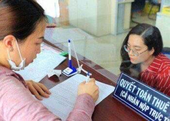 Tăng mức giảm trừ gia cảnh bao nhiêu là hợp lý?