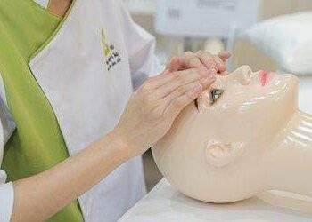 Vì sao khó thu hút lao động thất nghiệp học nghề?