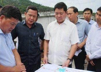 Chủ tịch tỉnh Ninh Thuận yêu cầu đẩy nhanh tiến độ 2 dự án trọng điểm