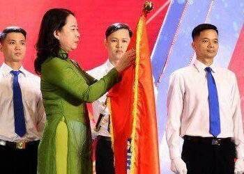 Cục Báo chí (Bộ Thông tin và Truyền thông) đón nhận Huân chương Lao động hạng Nhì