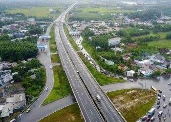 Cuối năm 2023, cả nước sẽ có 1,852 km cao tốc