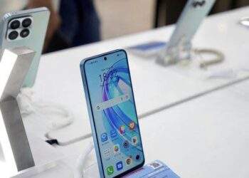 FPT Shop mở bán độc quyền smartphone HONOR X8a