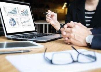 “Giải pháp quan trọng nhất với TPDN là tháo gỡ, hỗ trợ và giám sát doanh nghiệp trả gốc và lãi trái phiếu”