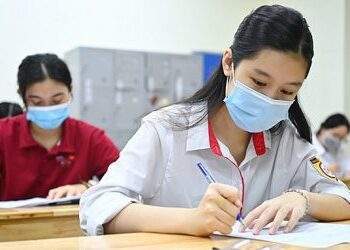 Hà Nội báo cáo thế nào về tình trạng thiếu trường lớp?