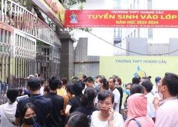 Hà Nội có thực sự không thiếu trường học?