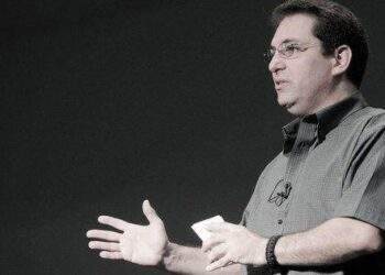 Hacker nổi tiếng Kevin Mitnick qua đời ở tuổi 59