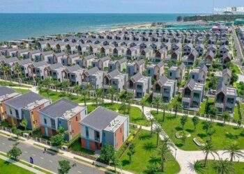 Hòa Bình nhận sản phẩm bất động sản từ Novaland Group