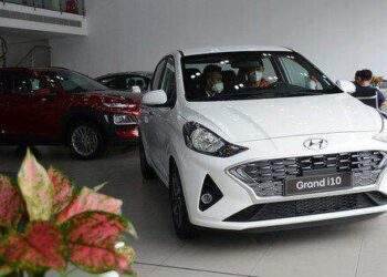 Hyundai Grand i10 dẫn đầu, Toyota Wigo trở lại