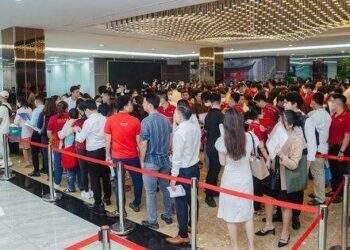 Khách hàng Hà Nội “ngóng” chính sách ưu đãi mới nhất của Vinhomes