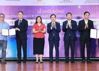 Khởi động phát triển nhà máy thông minh cho 12 doanh nghiệp phía bắc