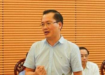'Không thể mãi hô khẩu hiệu phải làm thị trường điện cạnh tranh'