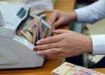 Lãi giảm nhưng điều kiện vay vẫn 'đóng'