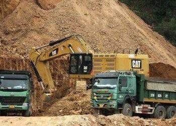 Làm rõ thêm việc cấp phép mỏ cát, đất san lấp phục vụ đường cao tốc