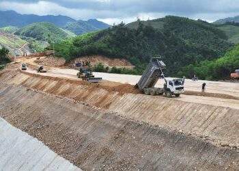 Quảng Ninh dành hơn 18.740 tỷ đồng ngân sách chi cho đầu tư công năm 2024
