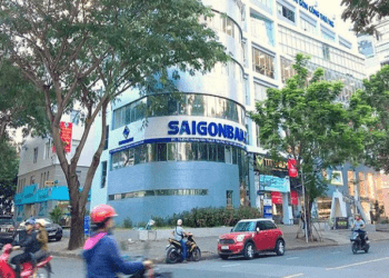 Saigonbank: Lãi trước thuế 6 tháng tăng 4%, tổng tài sản thu hẹp