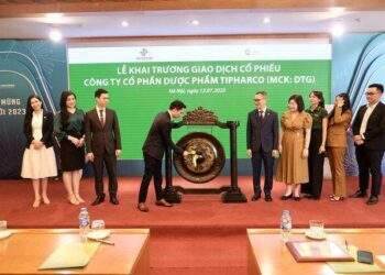 TIPHARCO (DTG) chuyển sàn từ UPCoM sang HNX, dự kiến đến năm 2027 doanh thu đạt 700 tỷ