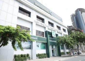 Vietcombank: Lãi trước thuế 6 tháng tăng 18%, nợ dưới tiêu chuẩn gấp gần 8 lần