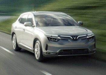 VinFast VF 8 bán nhiều hơn xe điện hãng khác