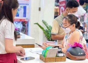 iPhone 14 series thống lĩnh kệ hàng nửa đầu năm 2023