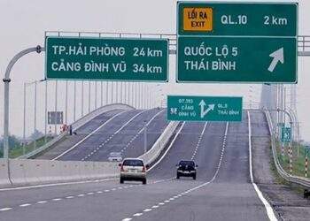 Bàn giao các dự án dọc cao tốc Hà Nội