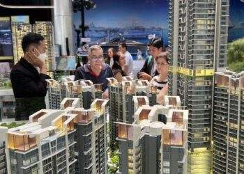 Bỏ quy định bắt buộc mua bán bất động sản qua sàn