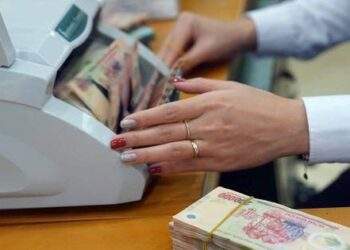 Các công ty mang tiền gửi ngân hàng hưởng lãi đến 16%/năm