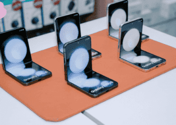 Di Động Việt triển khai dùng thử Galaxy Z Fold5, Z Flip5