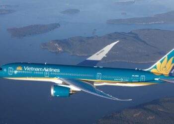 Doanh thu tăng mạnh, Vietnam Airlines lãi gộp quý 2 nhưng vẫn chưa thoát lỗ