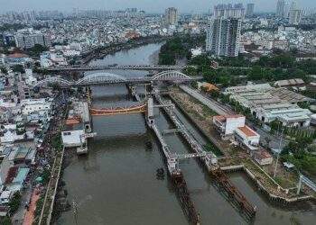 Dự án chống ngập 10.000 tỷ đồng của TP.HCM bị dừng: Trình Thủ tướng 2 phương án